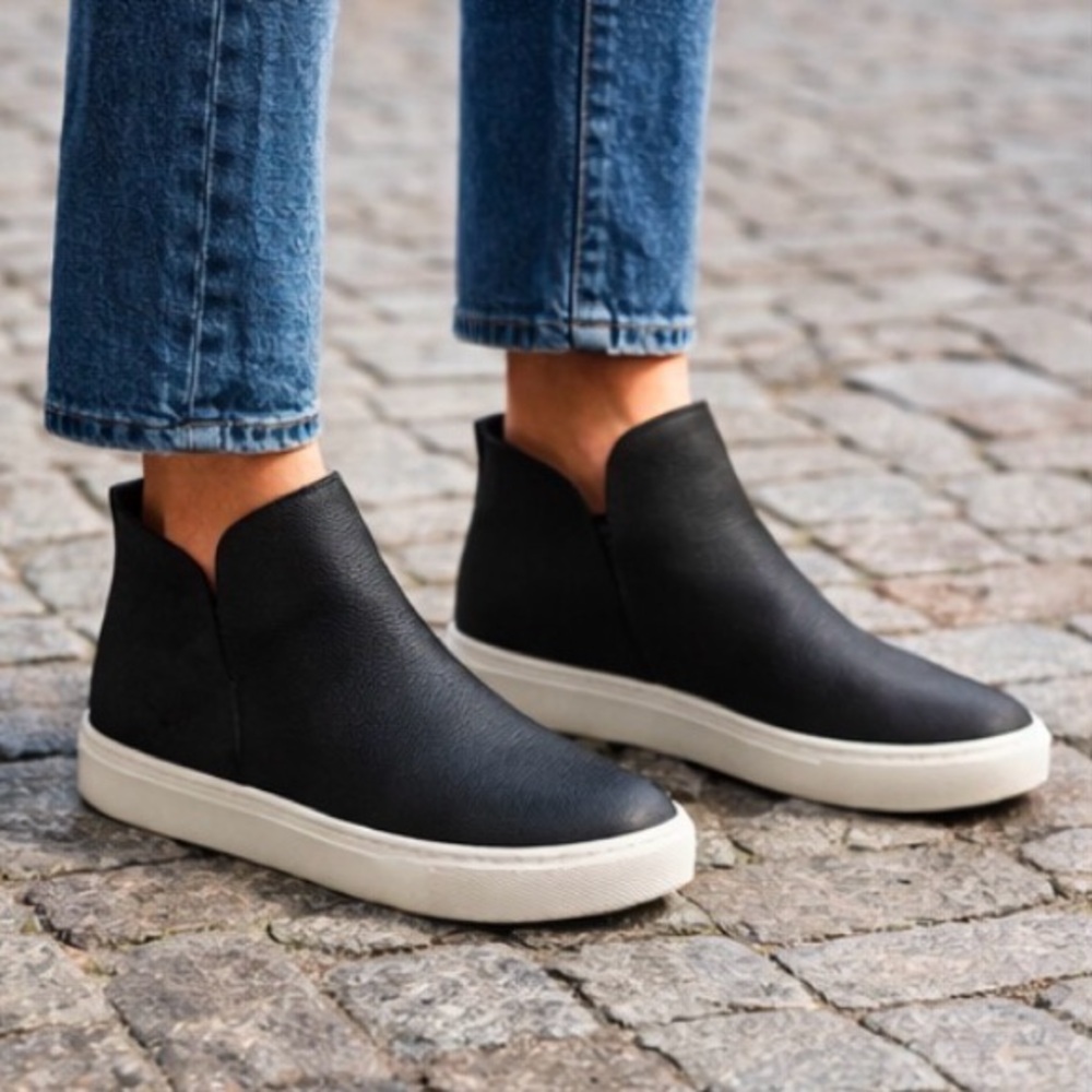 Birdies Black Leather Sneakers Booties Women’s Size 8